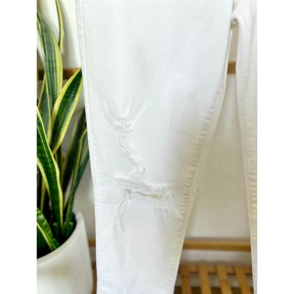 Old Navy Distressed White Sky-High Straight Leg Jeans - Picture 2 of 8